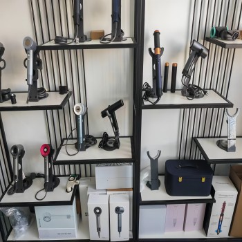 Greitų{0}} plaukų džiovintuvų rinka sparčiai auga, o kainų konkurencija daros...